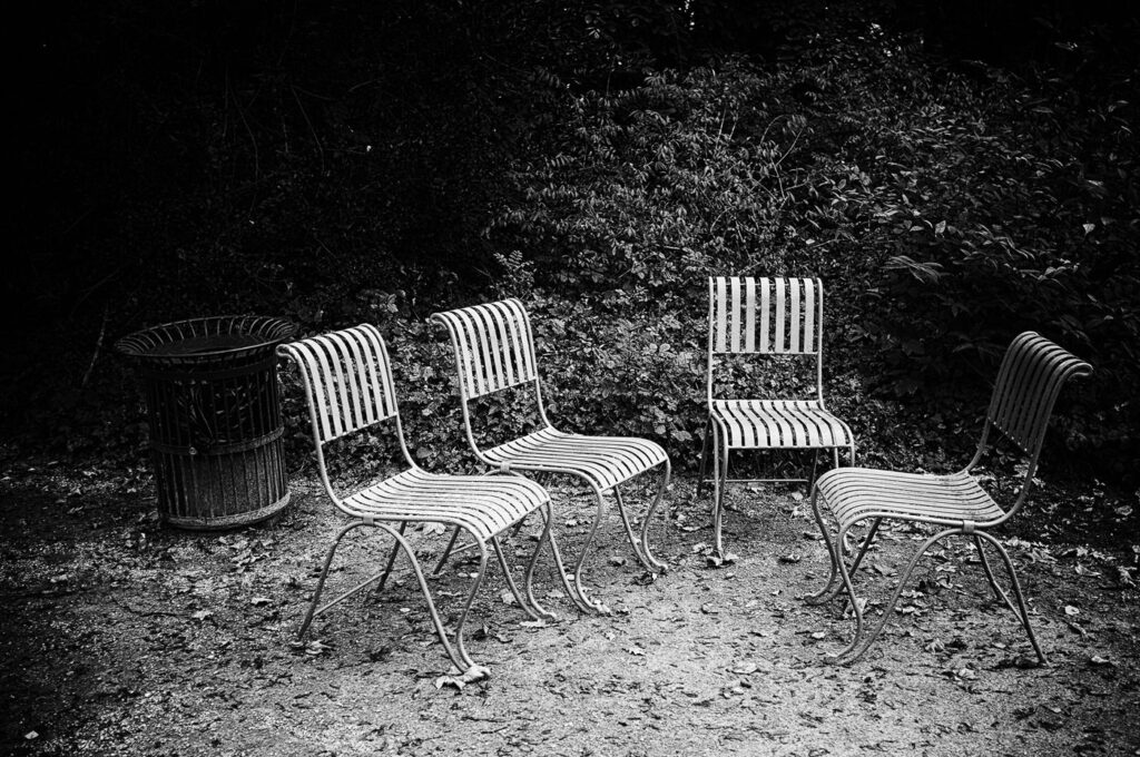 Les chaises #09